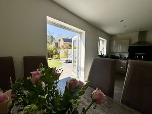 Open Plan Living - click for photo gallery